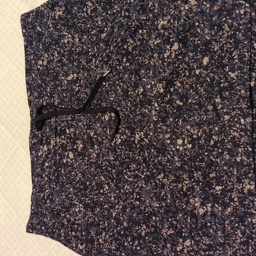 Athleta  printed skort size 12